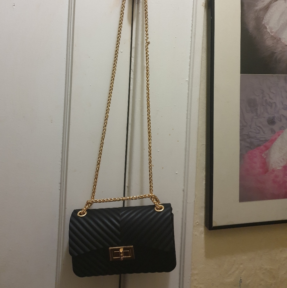 Crossbody purse